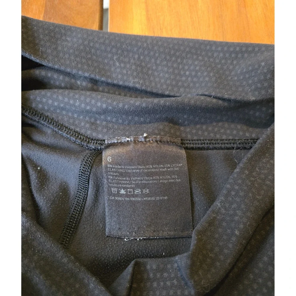 Lululemon Girls Black Micro Dot High Rise Cropped Leggings Size 6 Gym Dance Yoga